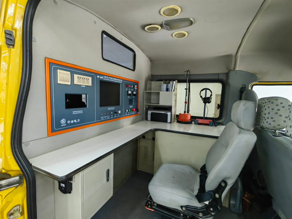 Vehicle-Mounted Cable Fault Tester with LCD Screen Electronic Power English Language Detection Function for Different Voltage