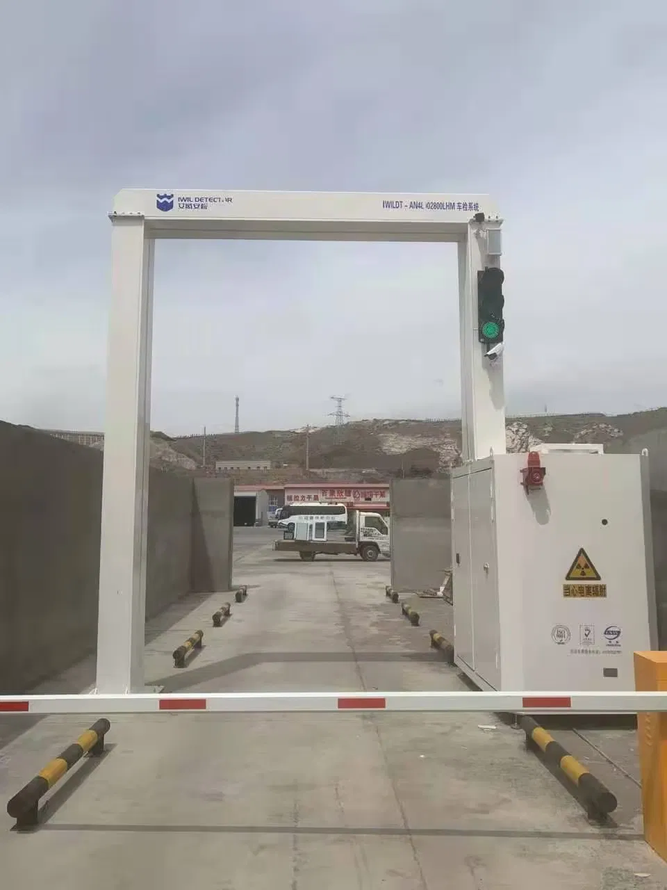 Iwildt an-48002800 Rail Movable Large Vehicle Safety Inspection System X-ray Array Image Detection and Imaging System
