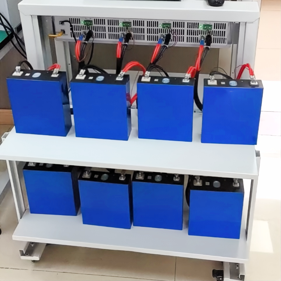 BTS 5V100A Battery Pack Capacity Test 5V100A 4 CH CYCLE LIFE TEST GRADING MACHINE Batteries Reliable Life Cycle test Equipment