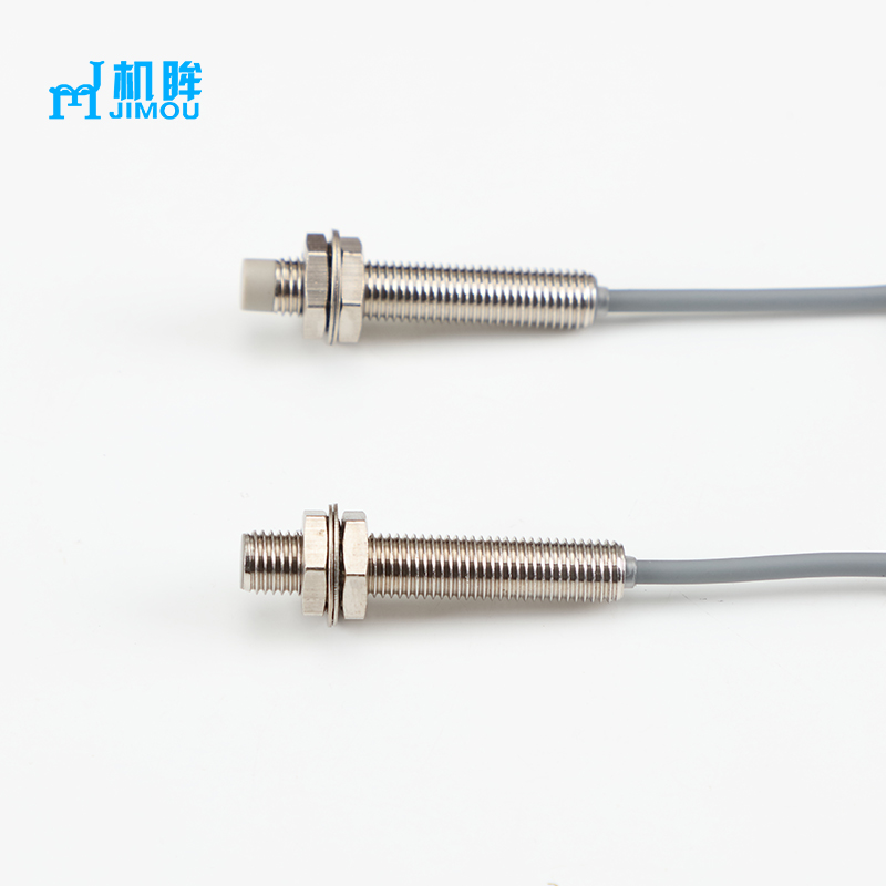 IP67 3-Wire Auto Inductive Proximity Sensor PNP NPN NO With 1-6mm Detecting Distance 10-30 VDC Switch