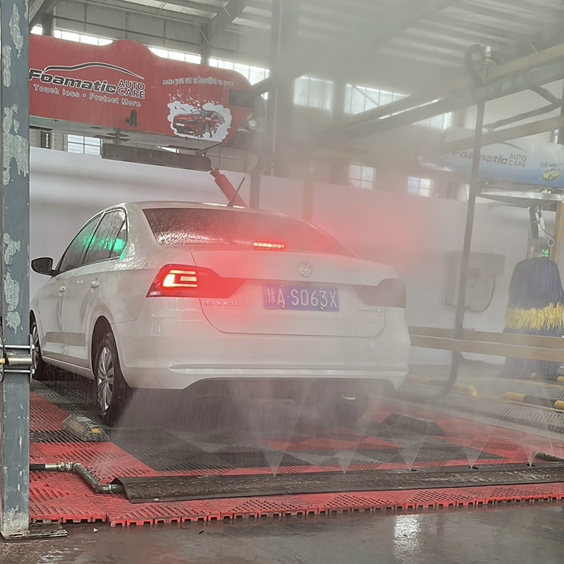 Commercial Fully Automatic Car Wash Equipment - Powerful Air Drying, Even Foam Spraying