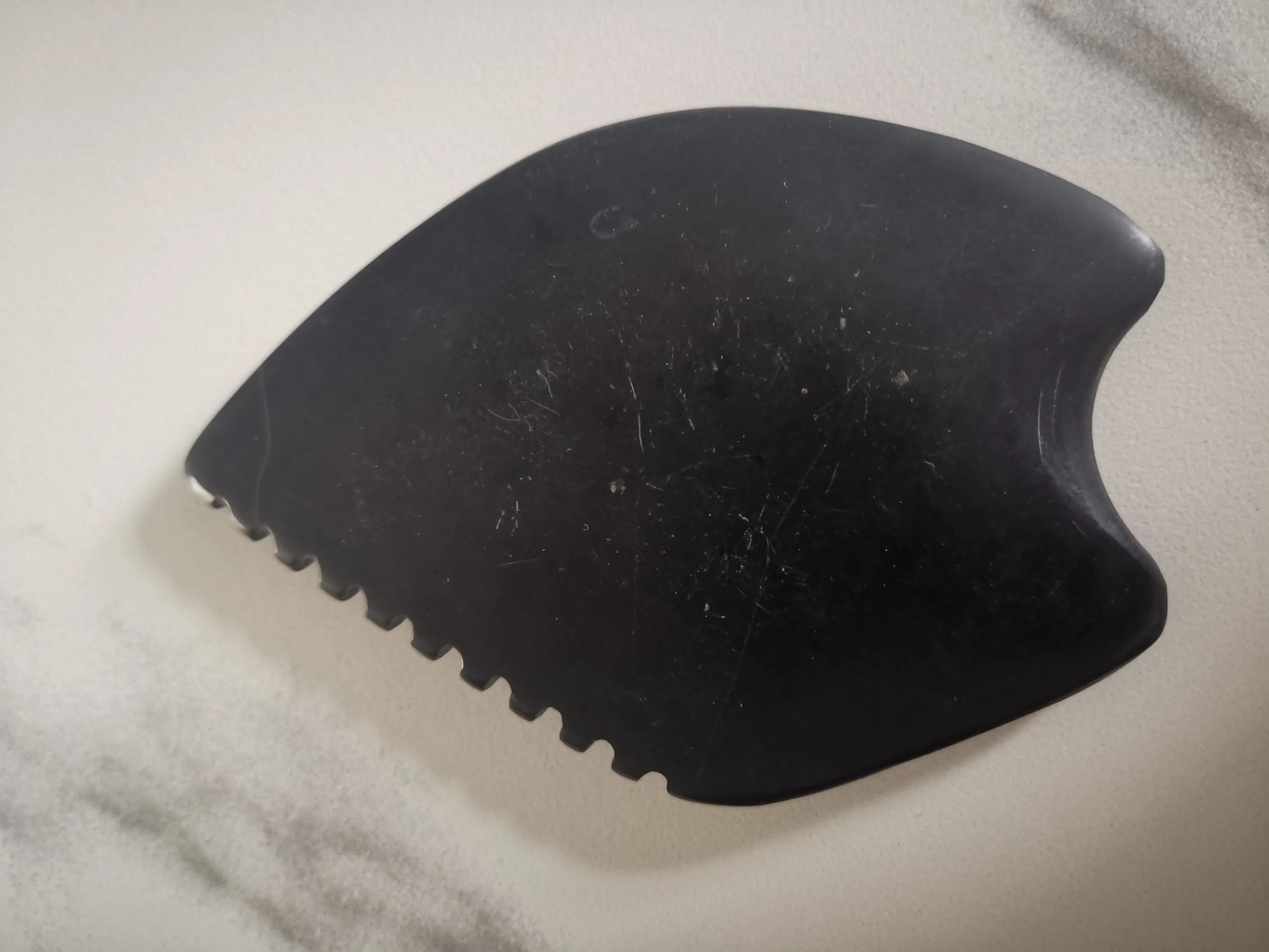 Hot Chinese Facial Massage Bianstone Guasha Tool for SPA