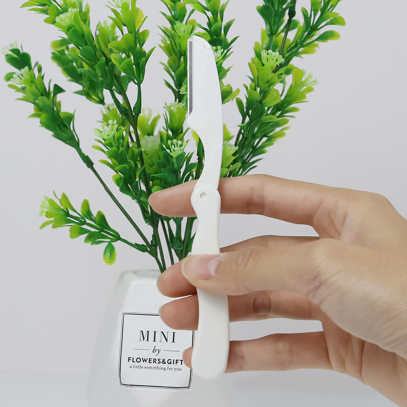 Premium Foldable Eyebrow Grooming Tool with Sharp Stainless Steel Blades