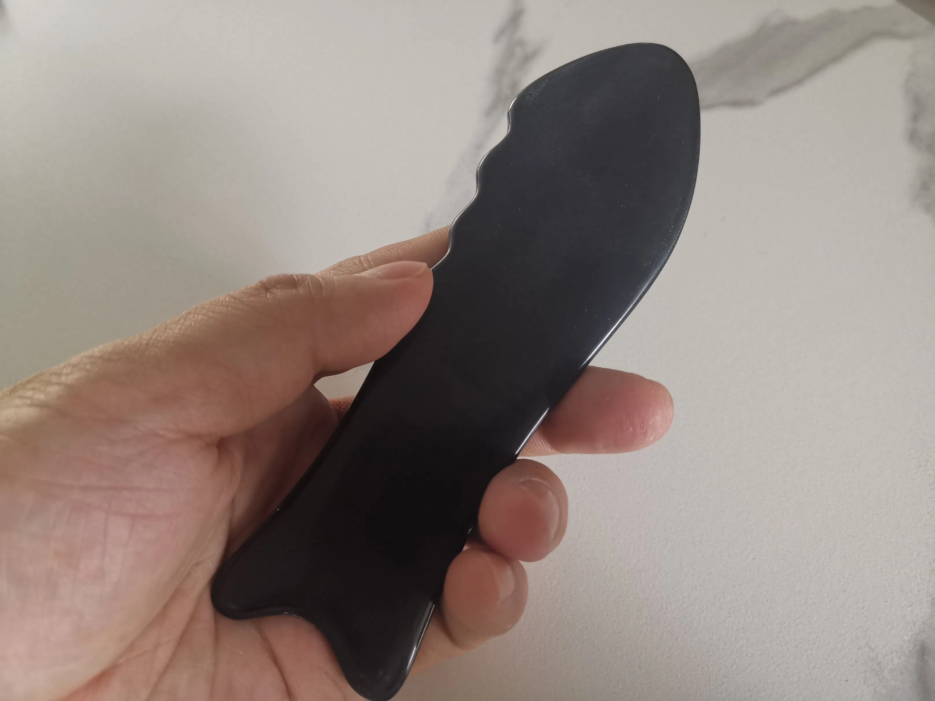 Natural Horn Scraping Plate Acupuncture Massage Guasha Board Horn Chinese Traditional Body Skin Care Facial Massage Tool