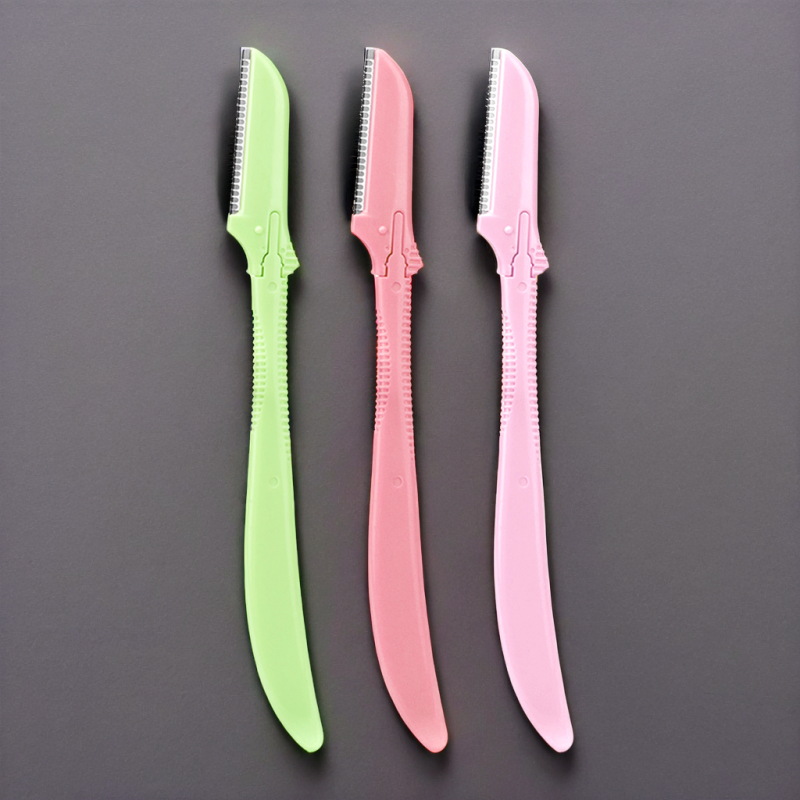 Customizable Eyebrow Trimmer with Safety Features for Precise Grooming