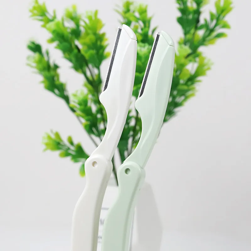 Eyebrow Razor Detail 8