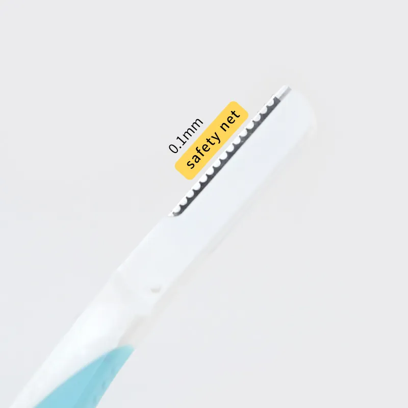 Eyebrow Razor Detail 3