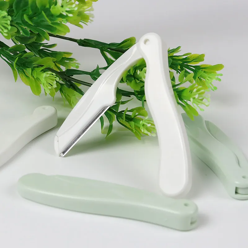 Eyebrow Razor Detail 2