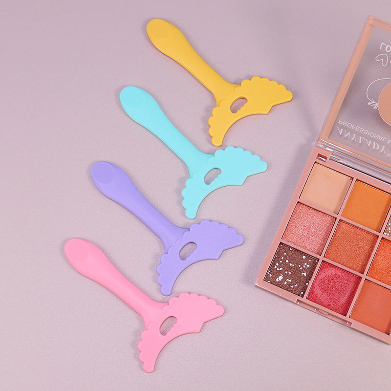 Custom Mini Silicone Eye Makeup Applicators Mascara Application Shields Eyeliner Aid Tools with Big&Small Curves Fit for Different Part of The Eyes