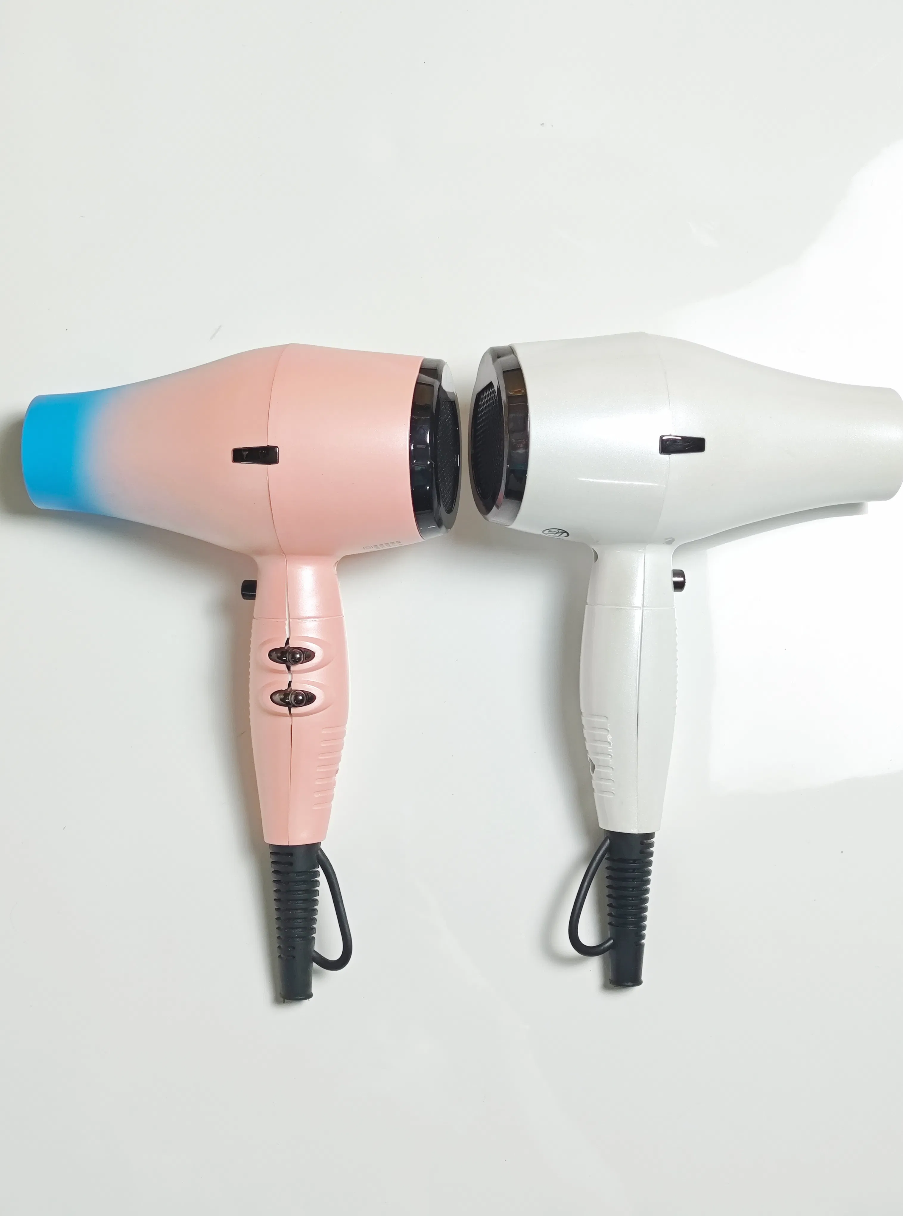 Salon-Quality Red Hair Styling Tool