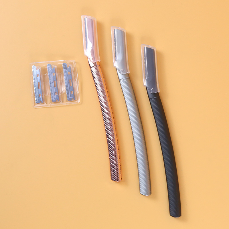 Precision Pink Eyebrow Trimmer for Flawless Grooming Experience