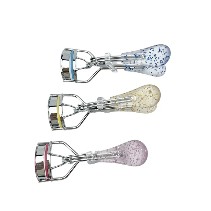 Eyelash Curler Detail 2