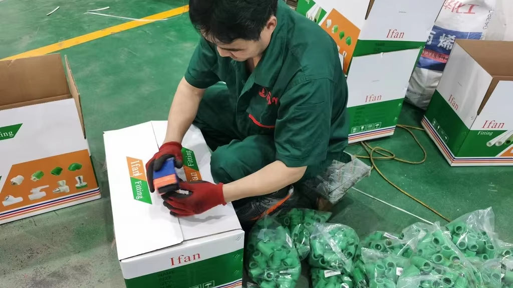 Valve packaging and export preparation at Maria Valve