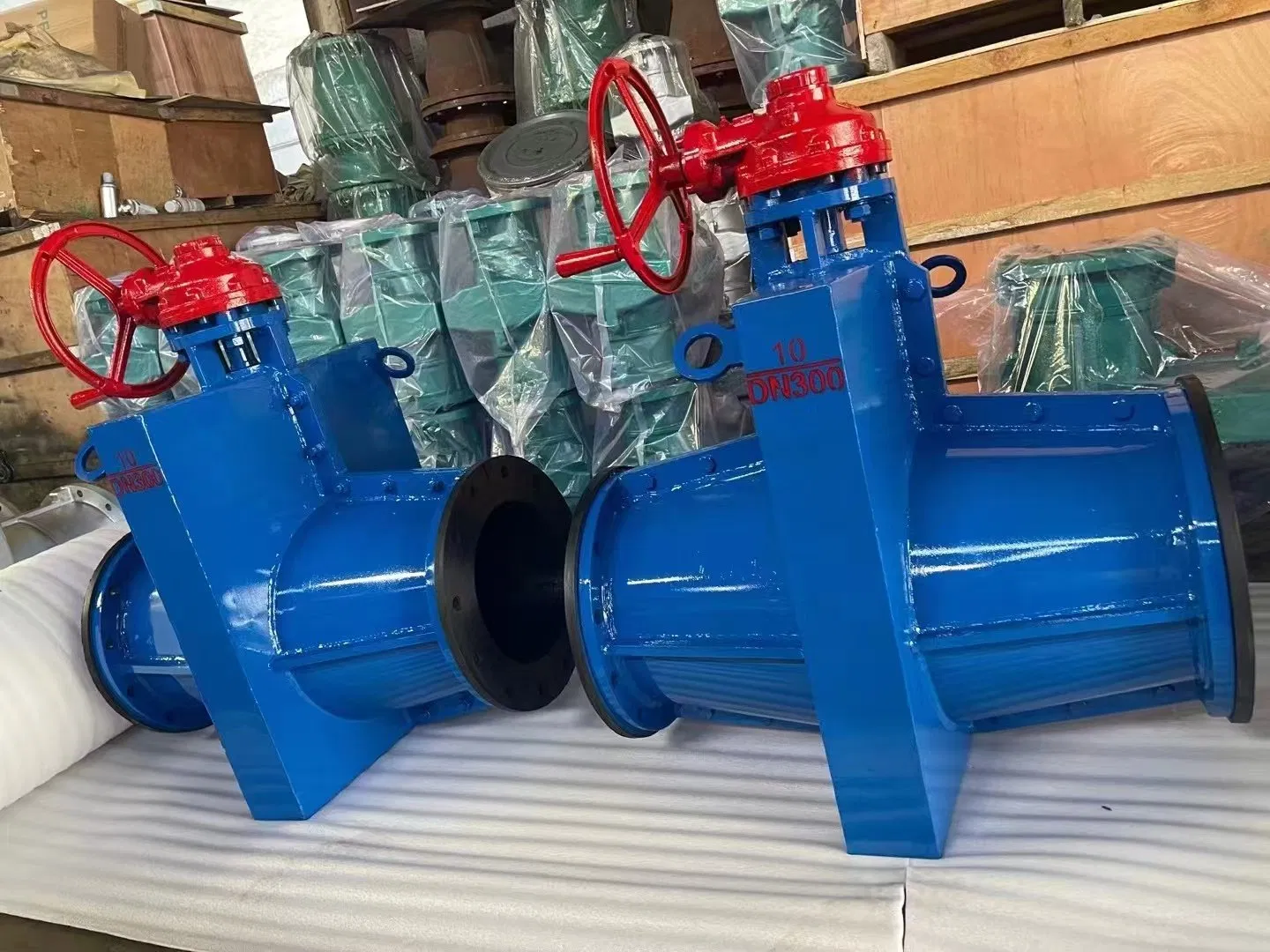 Manual Natural Rubber Sleeved Pinch Valve Pn10 for Russian Market