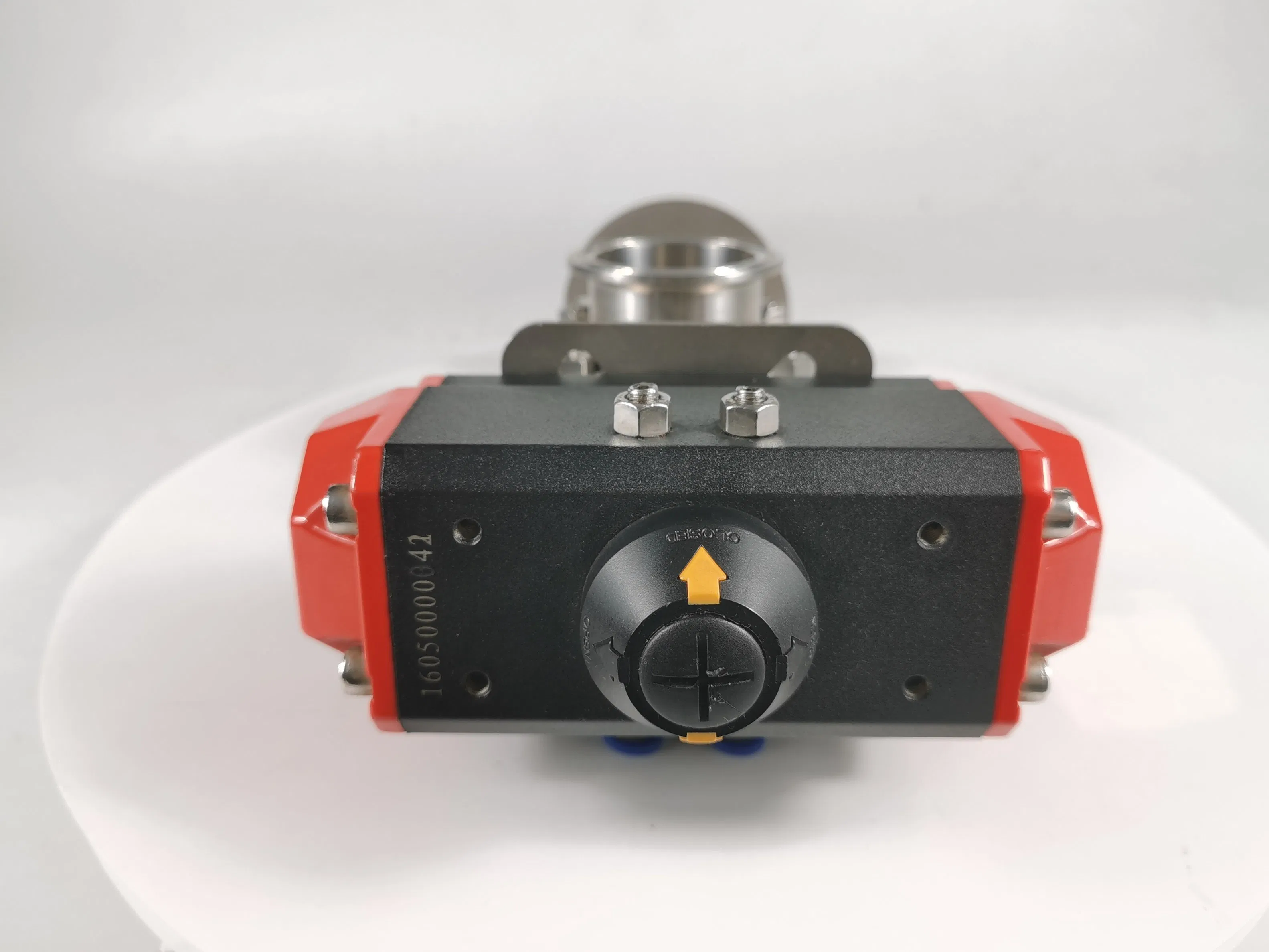 Santhai SS304/316L Sanitary Butterfly Valve with Aluminium Pneumatic Actuator