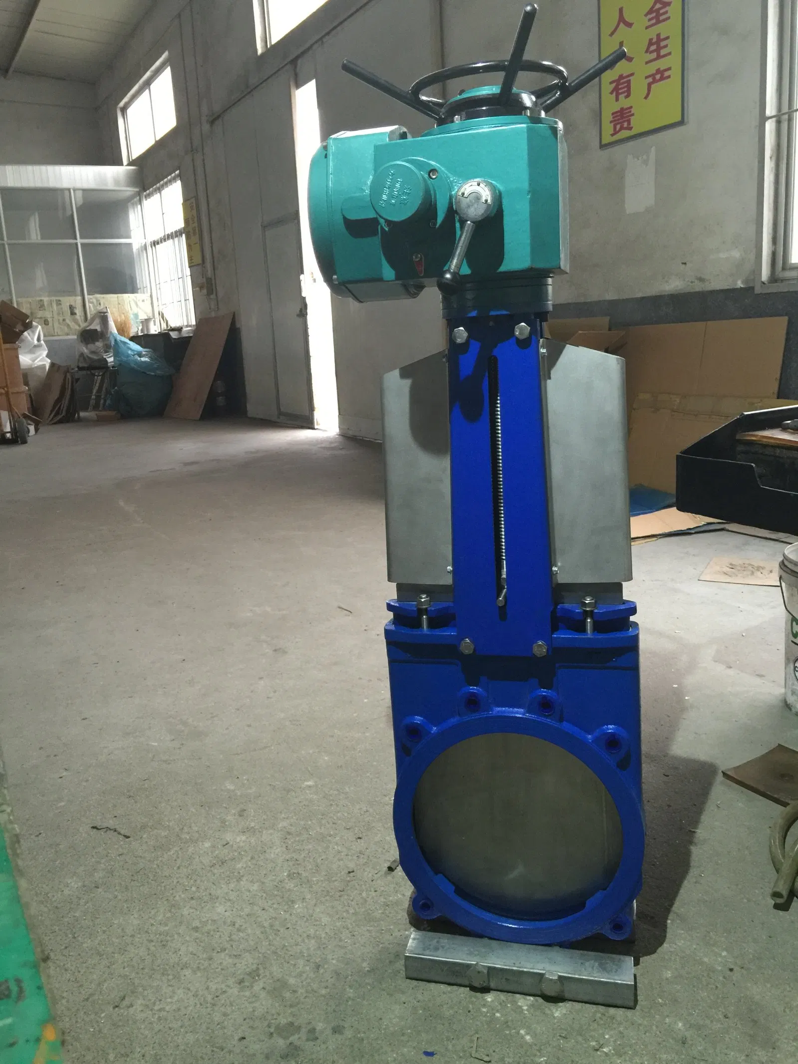 Chainwheel Operated Cast Iron Knife Type Gate Valve Manufacture of China