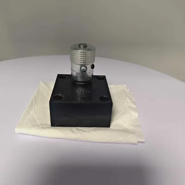 Needle Valve Detail 1