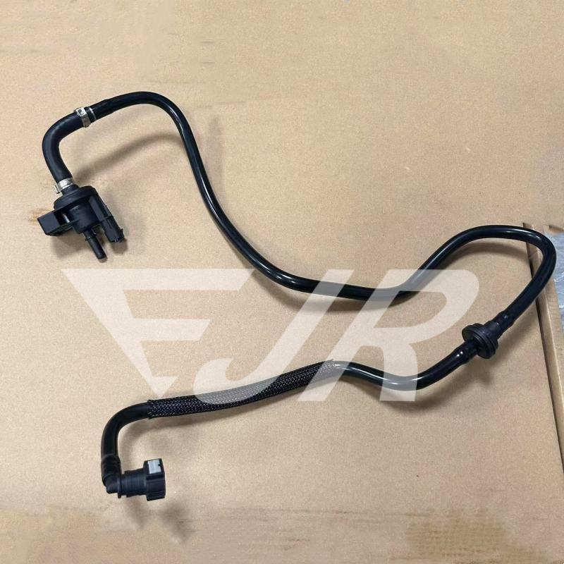 Auto Parts 673012369 / 670005257 New Carbon Canister Solenoid Valve Connected to Suction Collector Tube for Maserati Ghibli / Quattroporte Car Parts