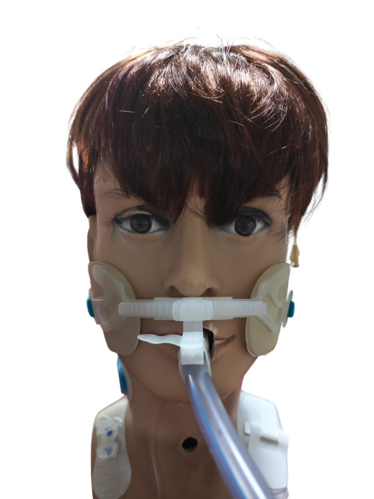 Oral Endotracheal Tube Anchor with Hydrocolloid Pads