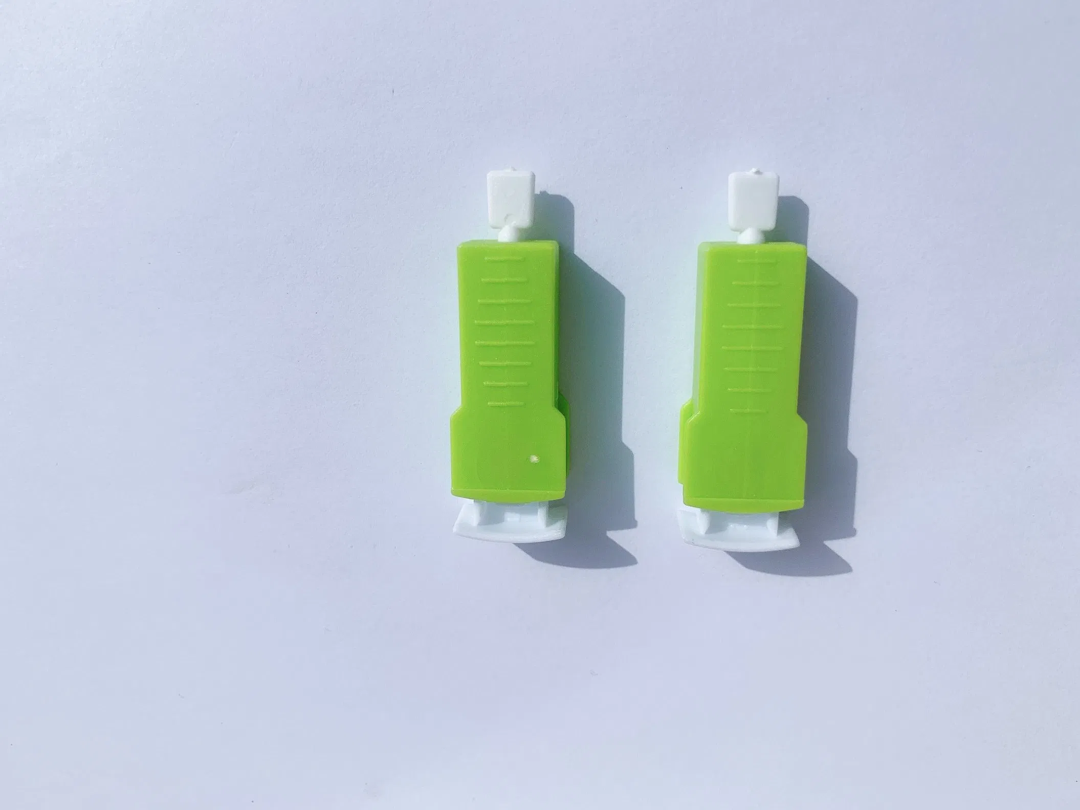 Rightlance Green Different Design Safety Blood Sterile Needle