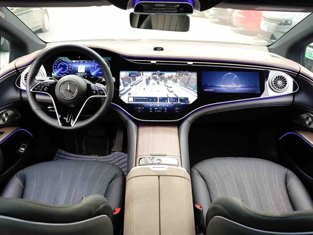 Carro Elétrico 4matic com Tração Integral, Carro Usado Totalmente Inspecionado, Mercedes EQS, Carro Elétrico Poderoso Distribuindo Torque Instantaneamente em Dias Chuvosos