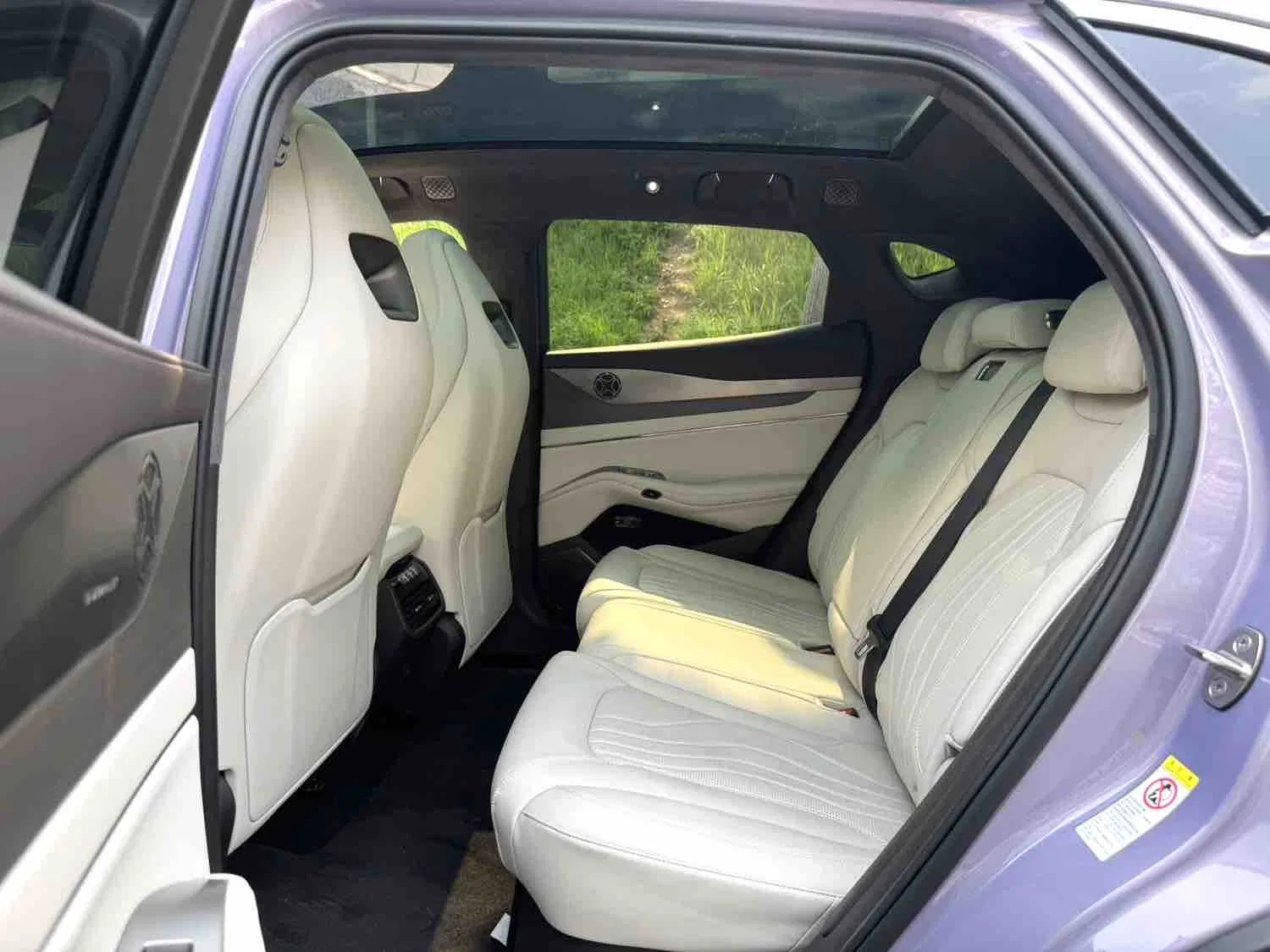 800V Carbeto de Silício 8-in-1 Powertrain Auto Carro, Carro Usado Totalmente Inspecionado Denza N7 Carro Elétrico de Alta Eficiência Realiza 350km Suplemento de Autonomia Dentro de 15 Minuto