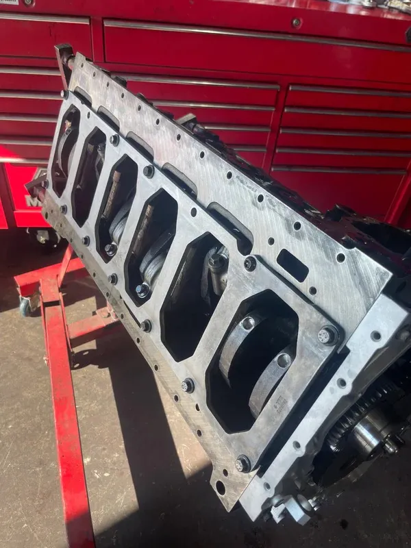 Conjunto de Bloco Curto de Motor Diesel Cummins 6.7 Genuíno para Caminhão Ônibus Veículo