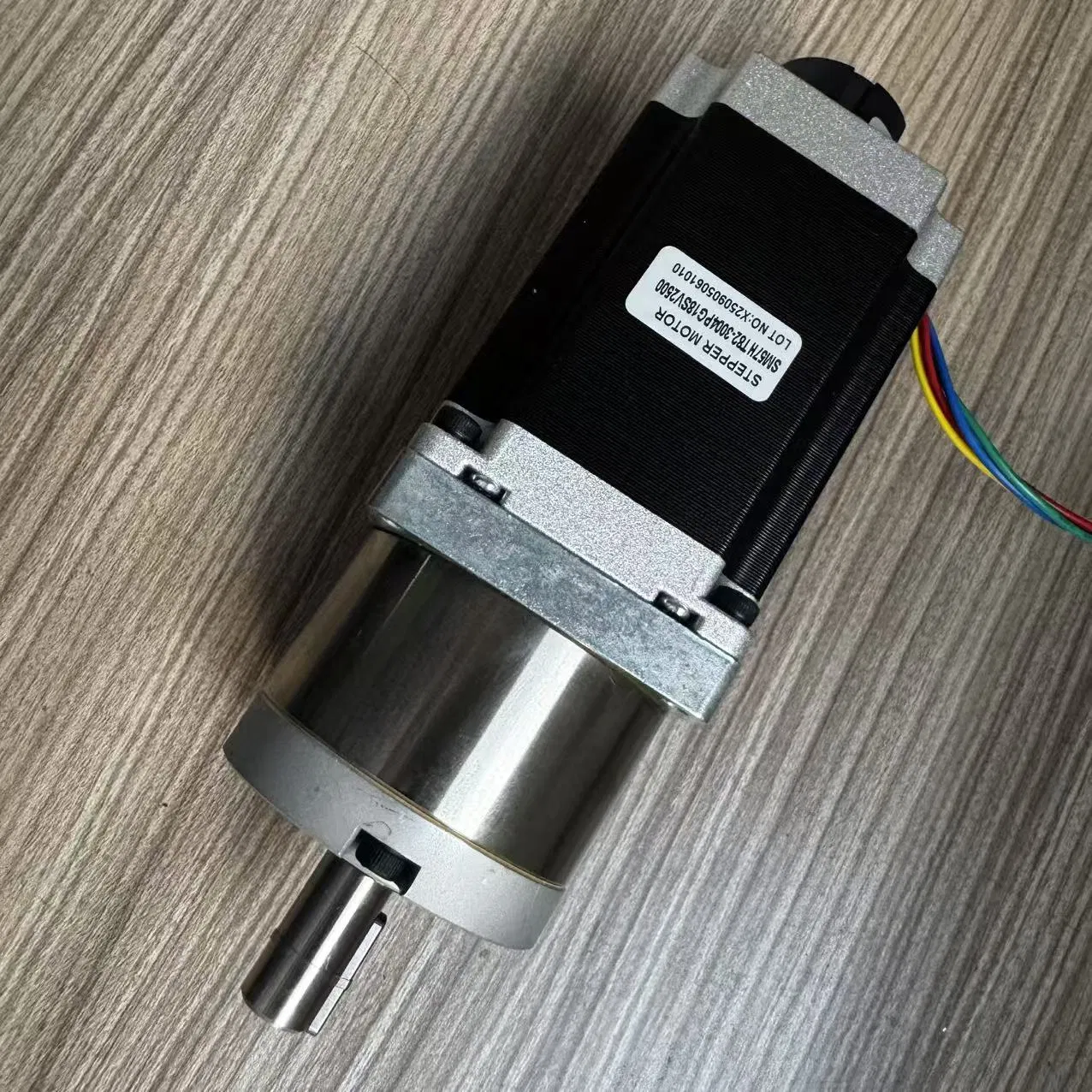 Motor de passo NEMA 23 com engrenagem de baixo retrocesso de boa qualidade 57mm com opção de caixa de engrenagens planetária, com codificador óptico e freio