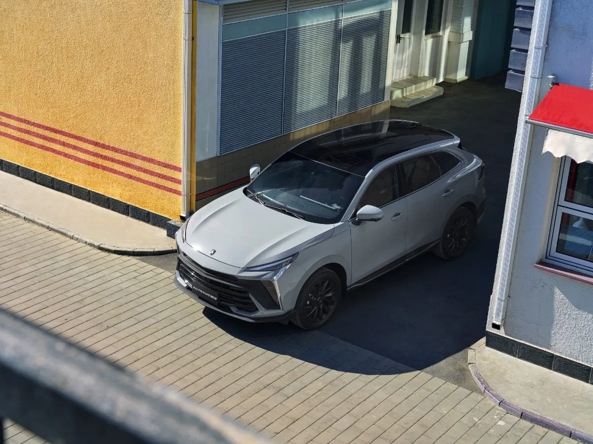 Dongfeng Forthing T5 Hev Trem Elétrico Uso Eficiente de Energia Carro Carro Elétrico