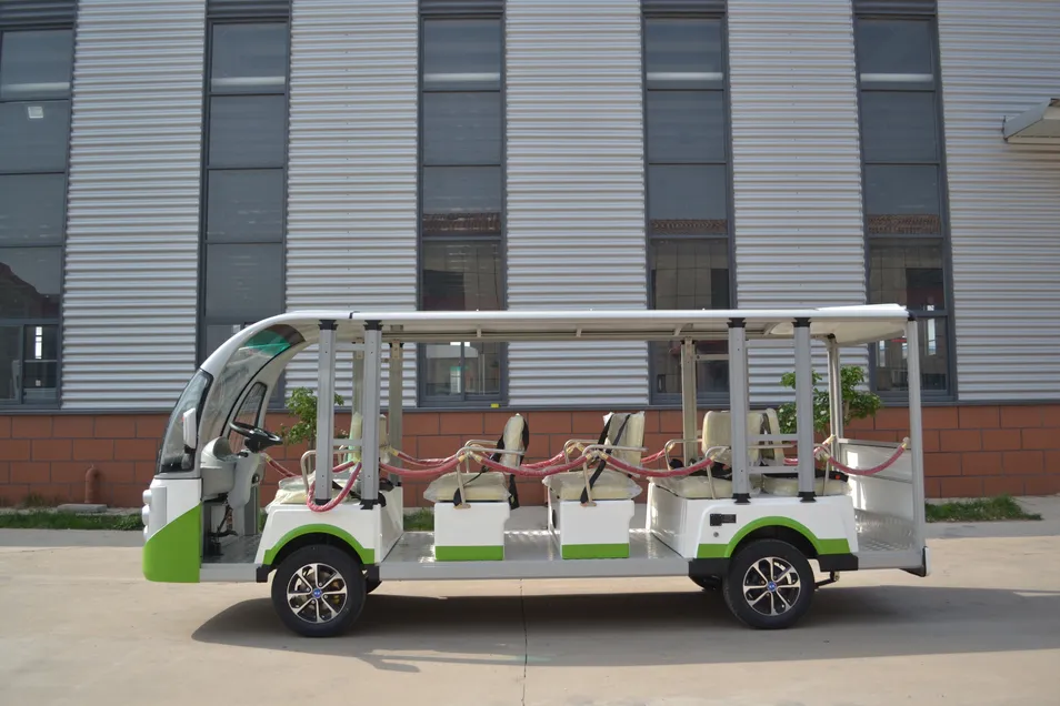 Detalhe do veículo elétrico de turismo