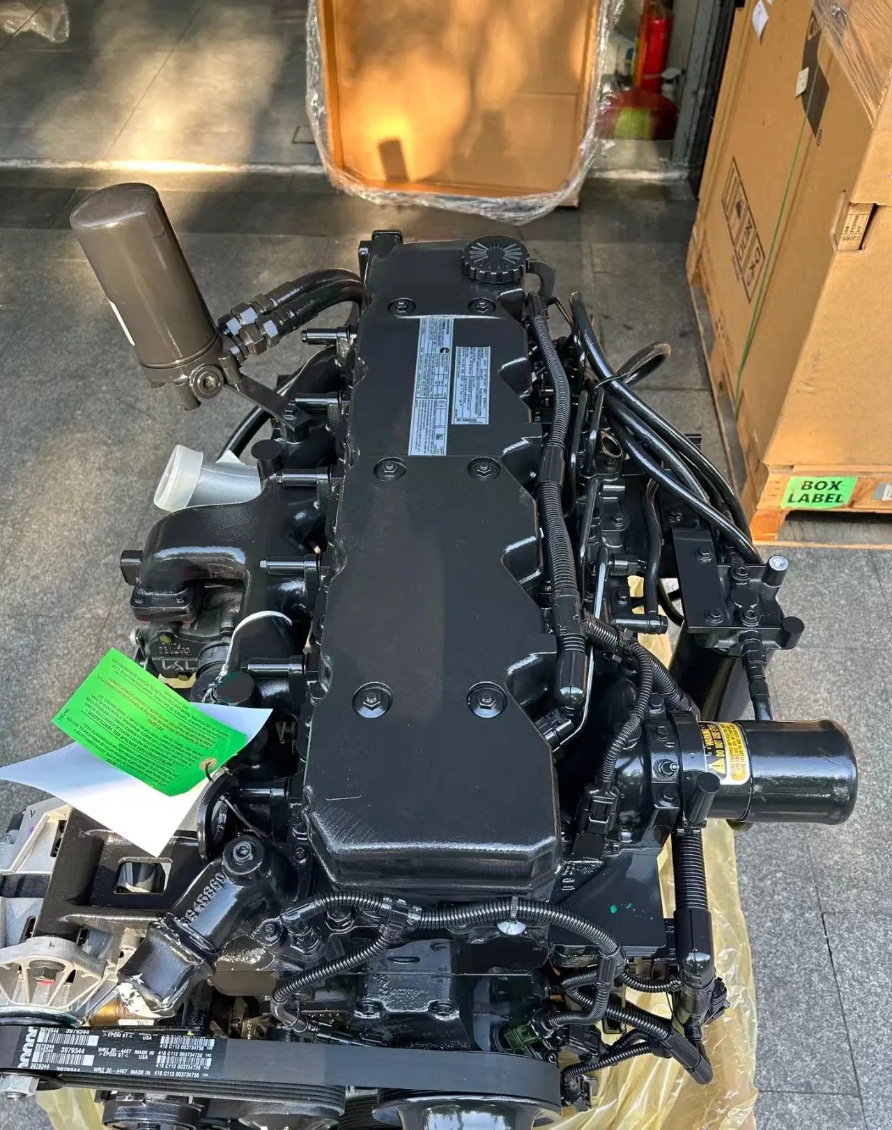 Hot Sale Qsb6.7 Engine 6 Cylinder Diesel Engine Common Rail Low Fuel