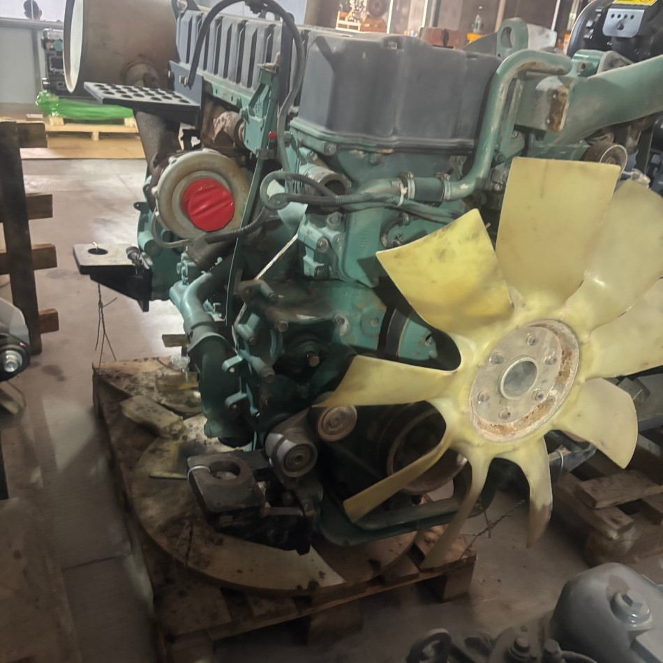 Venda Quente Vo Lvo D12D Motor de Alta Potência Motor Diesel