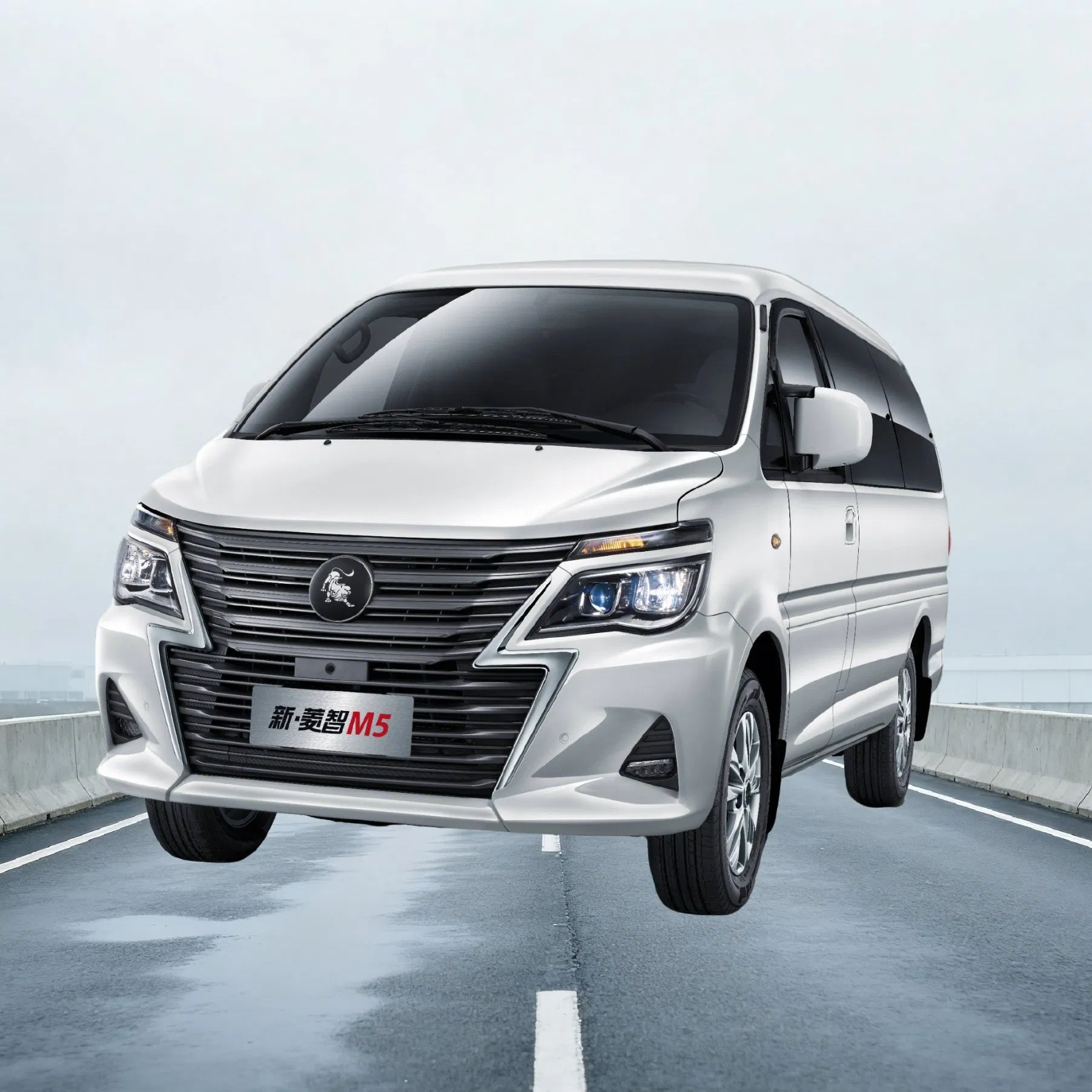 Forthing Lingzhi M5 1.6L Deslocamento Eficiência do Trem de Força Elétrico Carro Elétrico Chinês