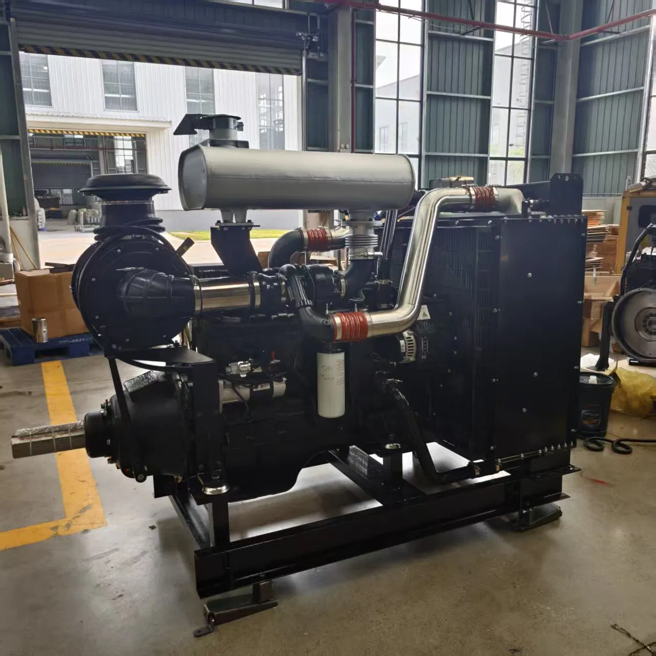 Motor Diesel de Alto Torque 6ltaa9.5-G1 390HP 290kw Turboalimentado Eficiente em Combustível para Máquinas Industriais Pesadas Caminhões de Transporte Grande 1800rpm Baixa Velocidade