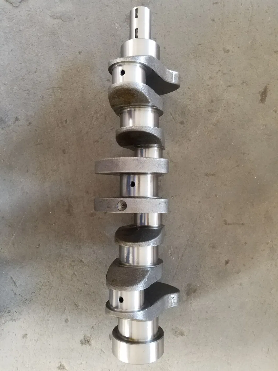 Peças de Carro Nissan Eixo de Manivela para Nissan Fd46 Yd25 Zd30 Ga16 Td42 Td23 Td25 Td27 K25 K21 Vg33 Vq25 Ka24 Rd8 Fe6 Pd6 RF8 SD23 Qd32 SD22 Vq35