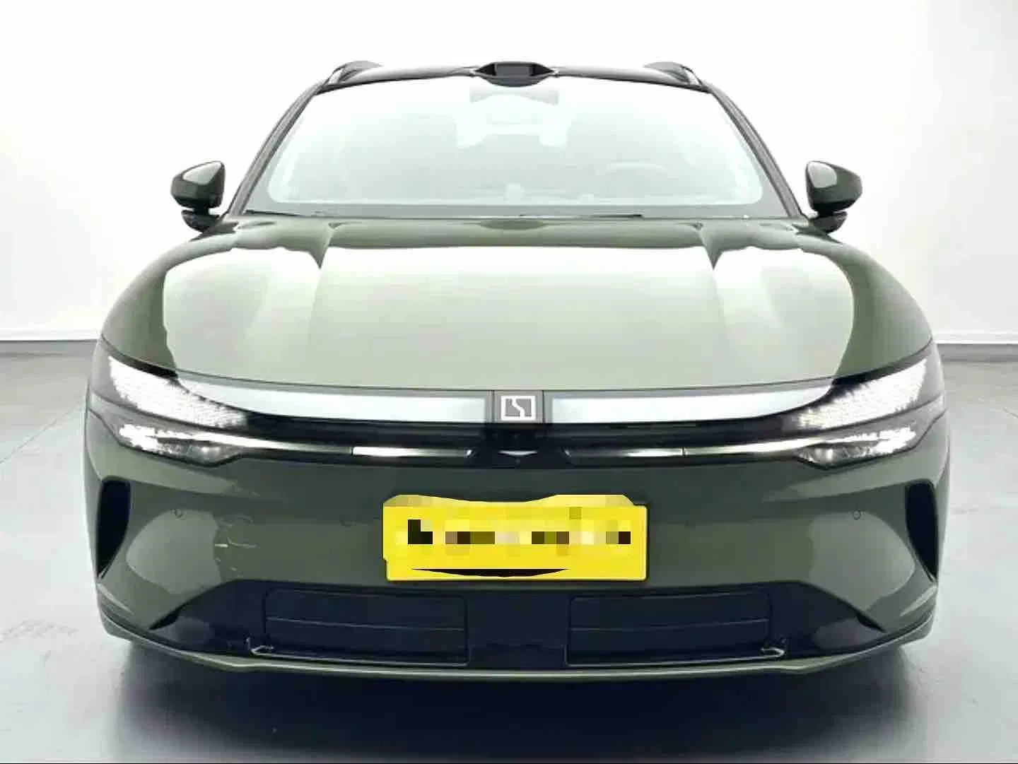 Opções de Trem de Força Duplo Disponíveis Carro Automático, Carro Usado de Baixa Quilometragem Zeekr 007 Gt Carro Elétrico Versátil Oferecido em Edições de Tração Traseira e Tração Integral