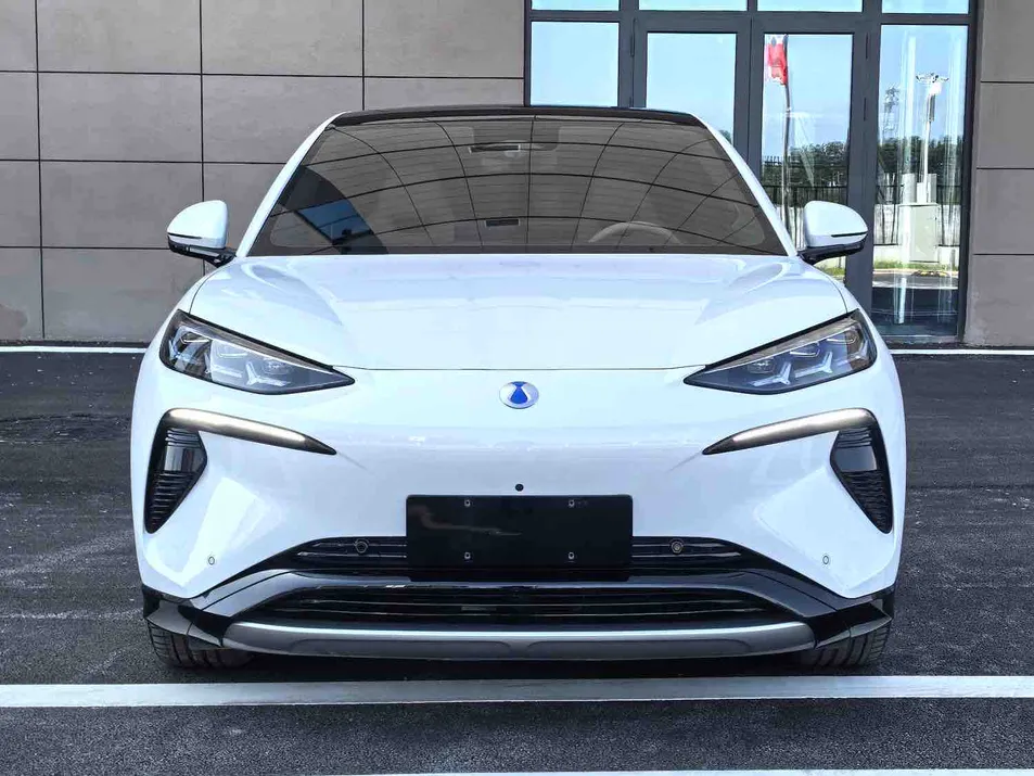 800V Carbeto de Silício 8-in-1 Powertrain Auto Carro, Carro Usado Totalmente Inspecionado Denza N7 Carro Elétrico de Alta Eficiência Realiza 350km Suplemento de Autonomia Dentro de 15 Minuto