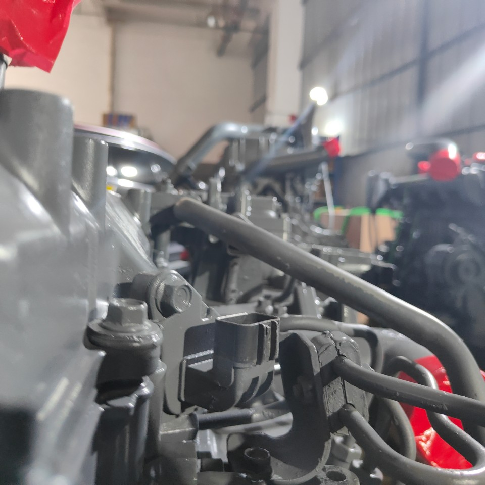 Isu Zu 4HK1 Motor Diesel Baixo Consumo de Combustível Alto Desempenho