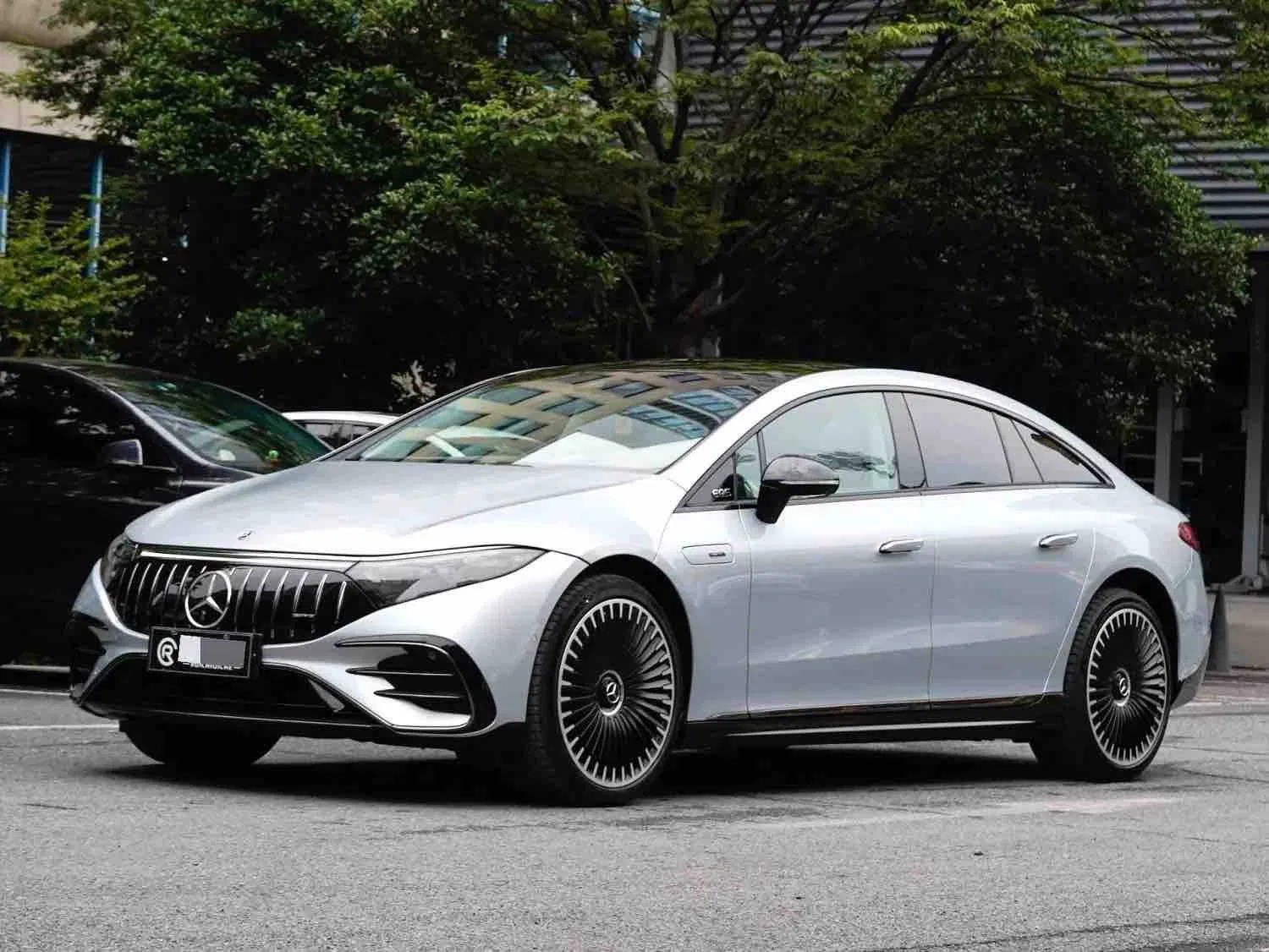 Carro Elétrico 4matic com Tração Integral, Carro Usado Totalmente Inspecionado, Mercedes EQS, Carro Elétrico Poderoso Distribuindo Torque Instantaneamente em Dias Chuvosos