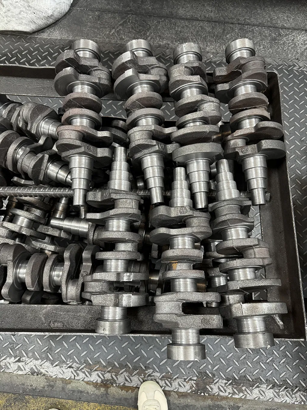 Virabrequim para Toyota 1gr 1340131060 V6 Peças de Motor
