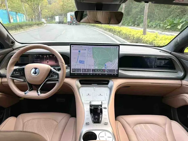 800V Carbeto de Silício 8-in-1 Powertrain Auto Carro, Carro Usado Totalmente Inspecionado Denza N7 Carro Elétrico de Alta Eficiência Realiza 350km Suplemento de Autonomia Dentro de 15 Minuto