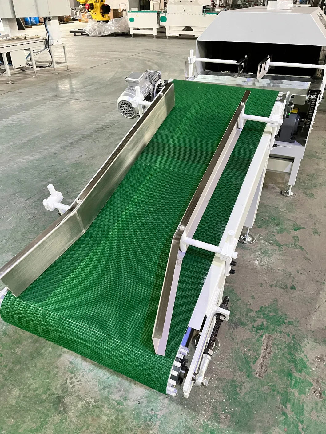 Palletização Robótica Automática para Sacos de Cimento Sistema de Palletização Robótica para Sacos com Válvula