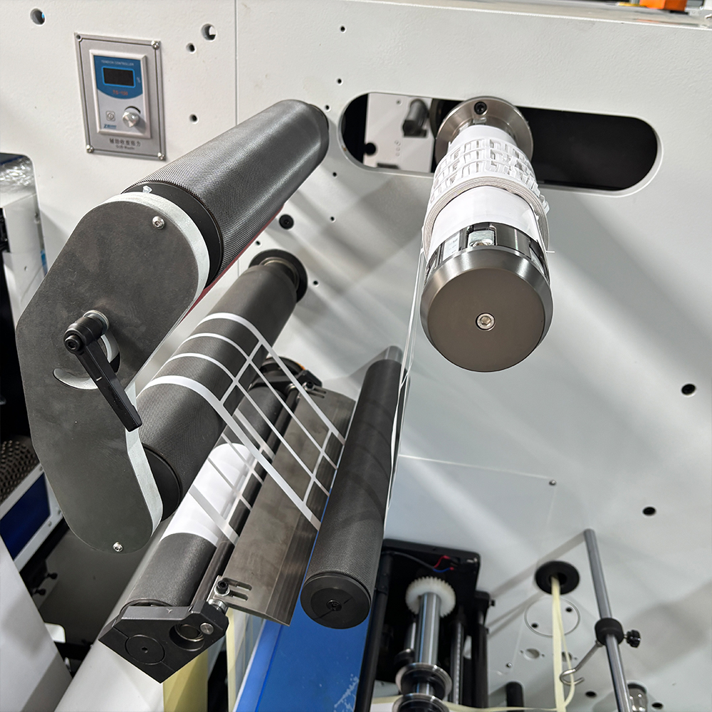 Dual Servo Traction Full Rotary Intermittent Die Cutting Machine 370MM Automatic Roll to Roll Rotary Label Die Cutting Machine