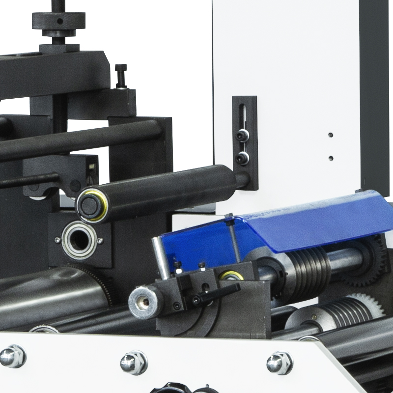 Automatic Roll-To-Roll Die-Cutter Machine for Hot Stamping Label Paper Labels Rotary Die Cutting and Slitting Machine