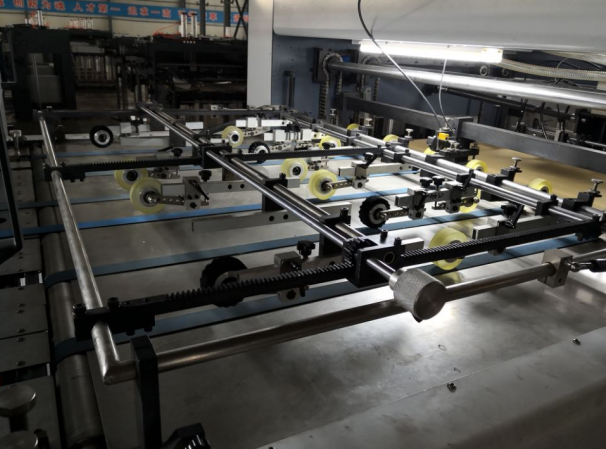 Paper Conveying Unit