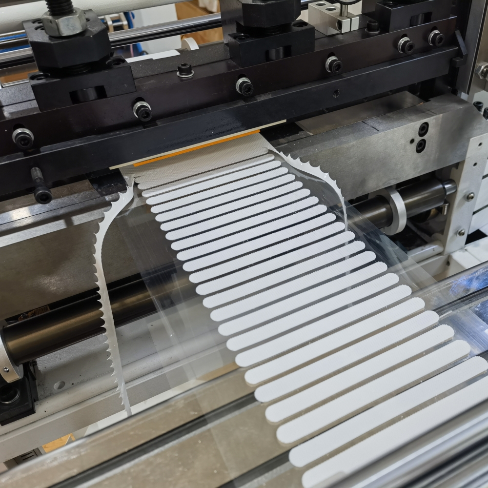 High Quality Save Energy and Reduce Costs Intermittent Rorary Die Cutting Machine