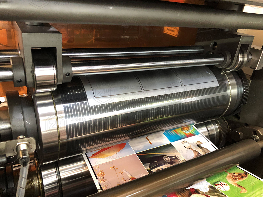 DES320S Intermittent Flexo Printing and Semi-Rotary Printed Label Stock Die Cutting Machine