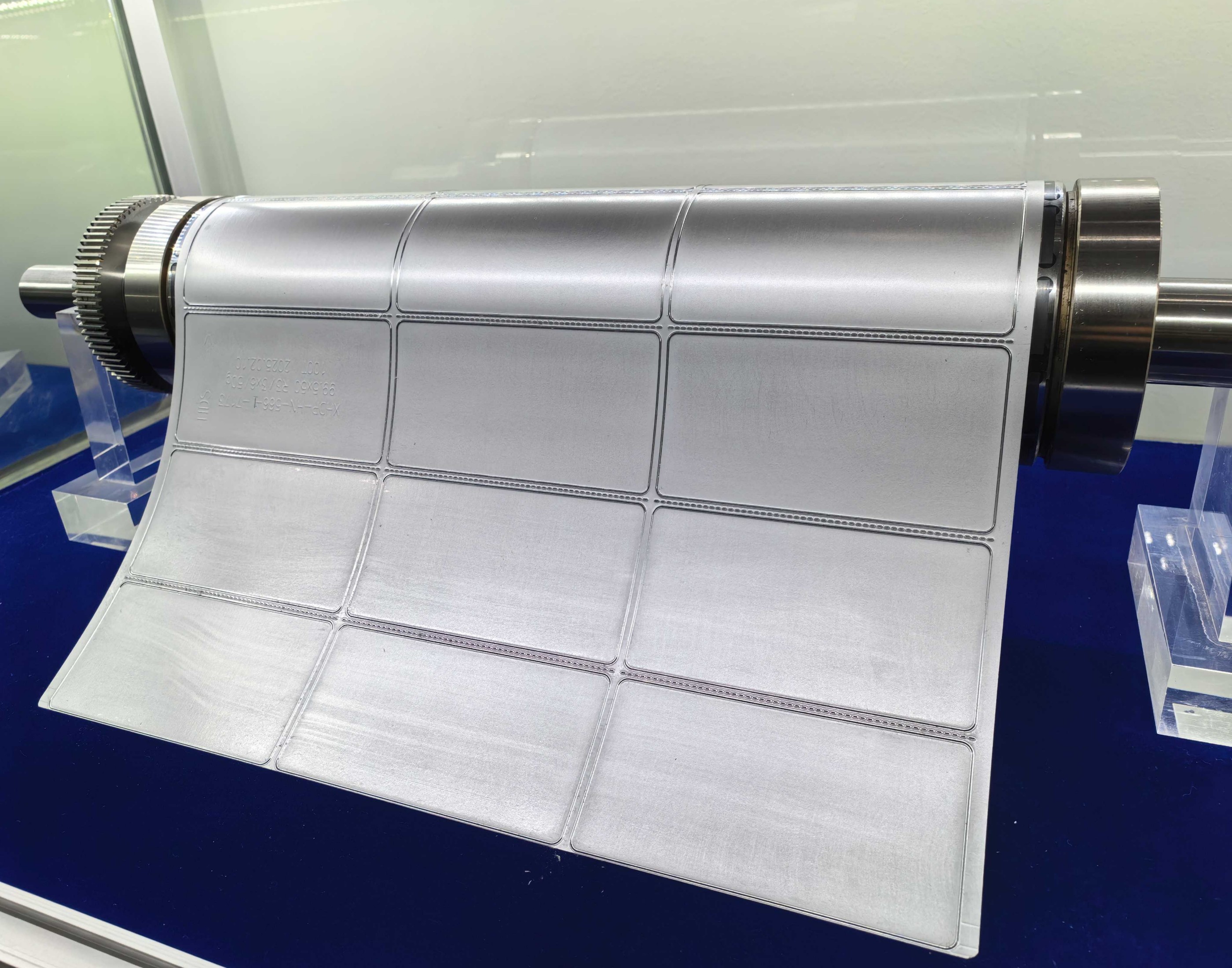 Fully Automatic Rotary Die Cutting Slitting Rewinding Servo Motor Counting Web Guide Label Sticker Adhesive Paper Machine