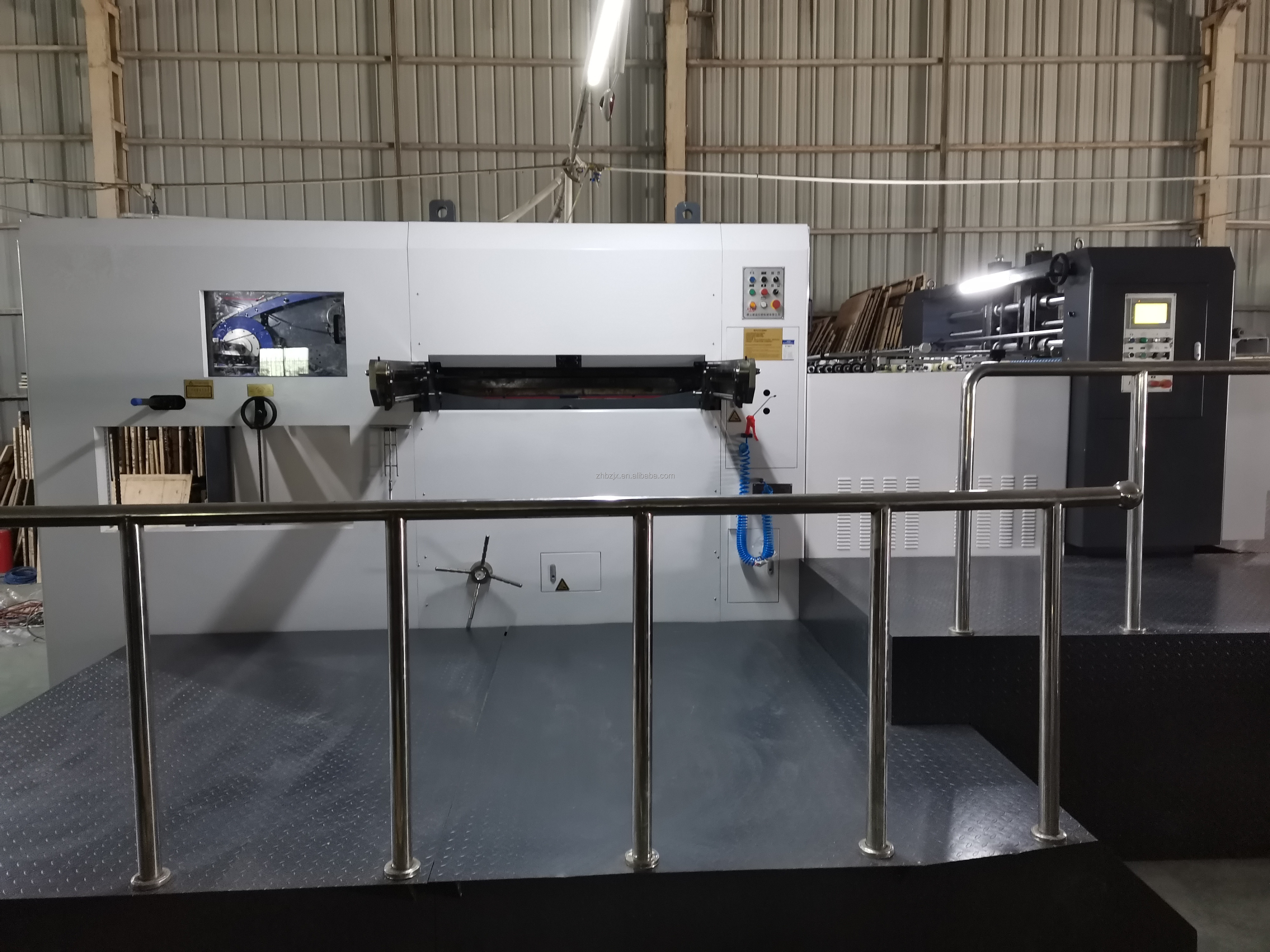 ZHMY 320T Heavy Duty Automatic Die Cutting Machine Taiwan Intermittent Mechanism Heavy Duty Die Cutting Machine