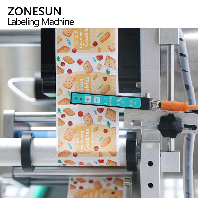 ZONESUN ZS-TB602 Full Automatic High Speed Double Head Cosmetic Flat Bottle Bag Sticker Flat Surface Top Bottom Labeling Machine
